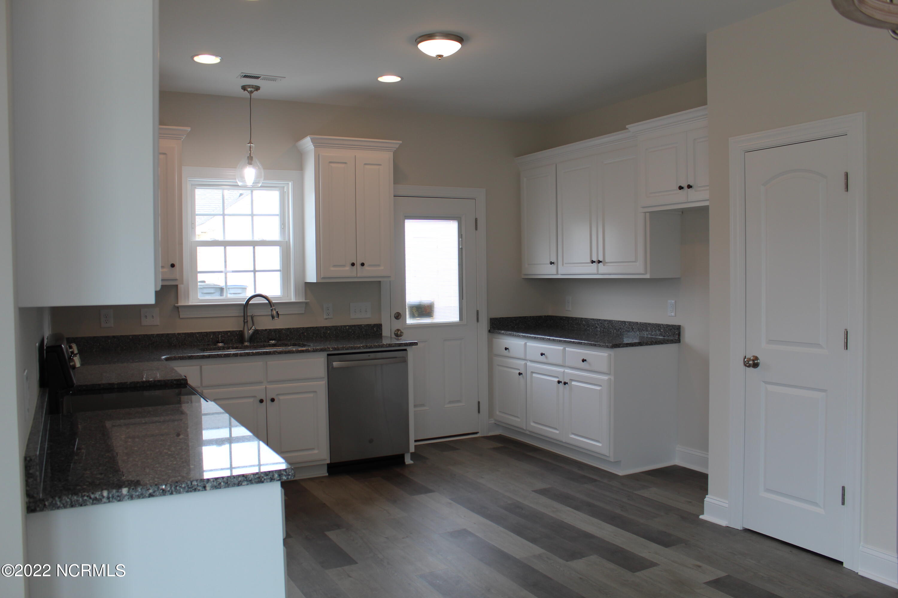 7200 Silverleaf Road Rocky Mount, NC 27804 - Photo 6 of 18 IMG_1586