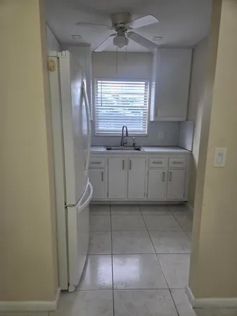 $1,250 | 17 Cambridge A, West Palm Beach, FL 33417
