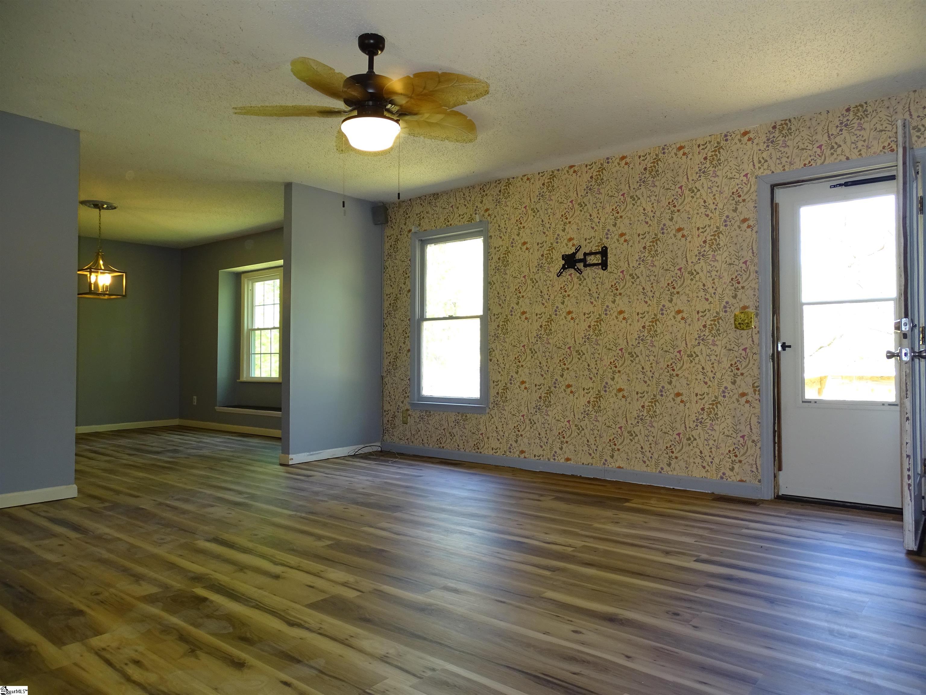 101 North Celestial Drive Greer, SC 29651 - Photo 4 of 25