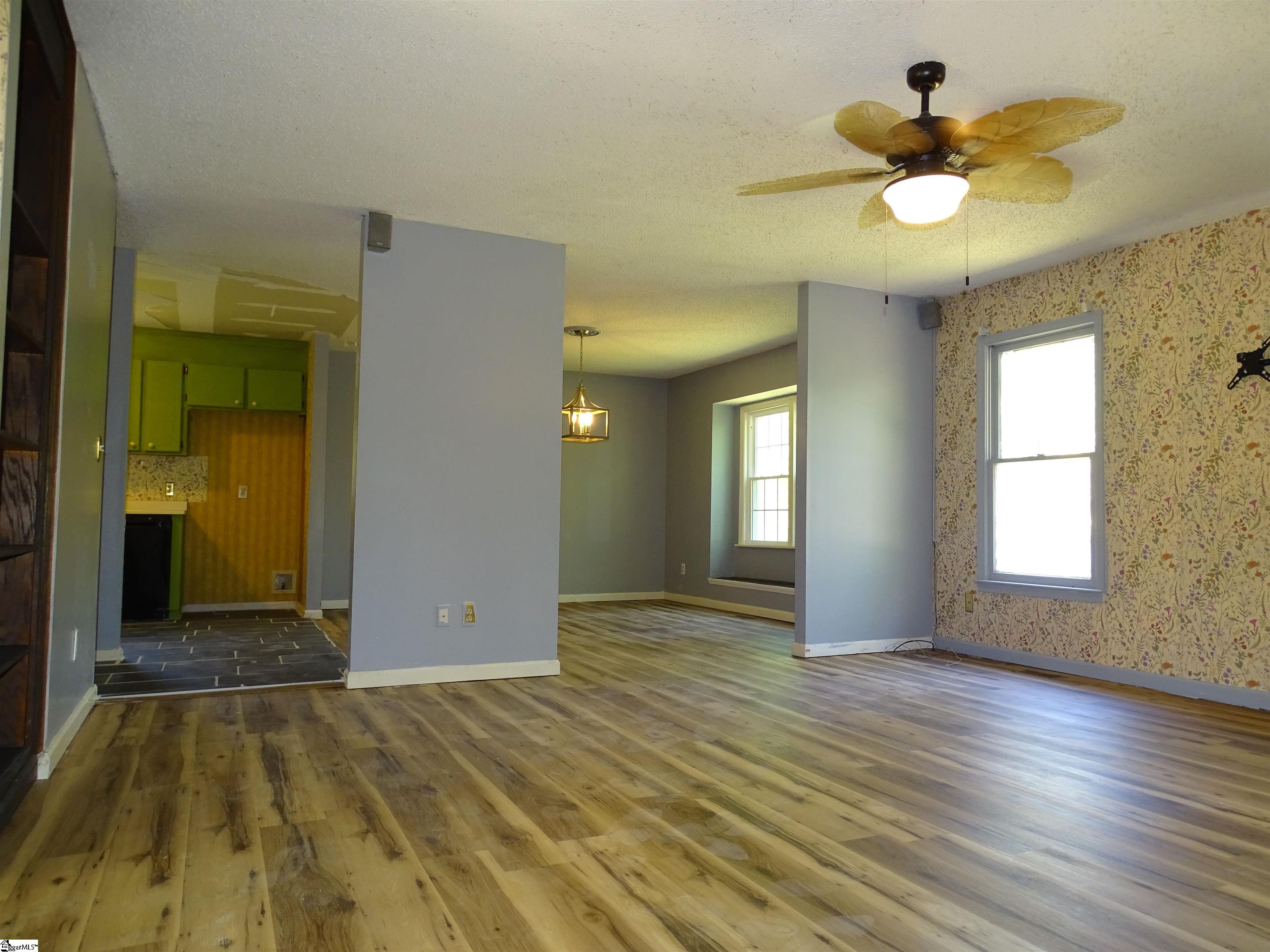 101 North Celestial Drive Greer, SC 29651 - Photo 5 of 25