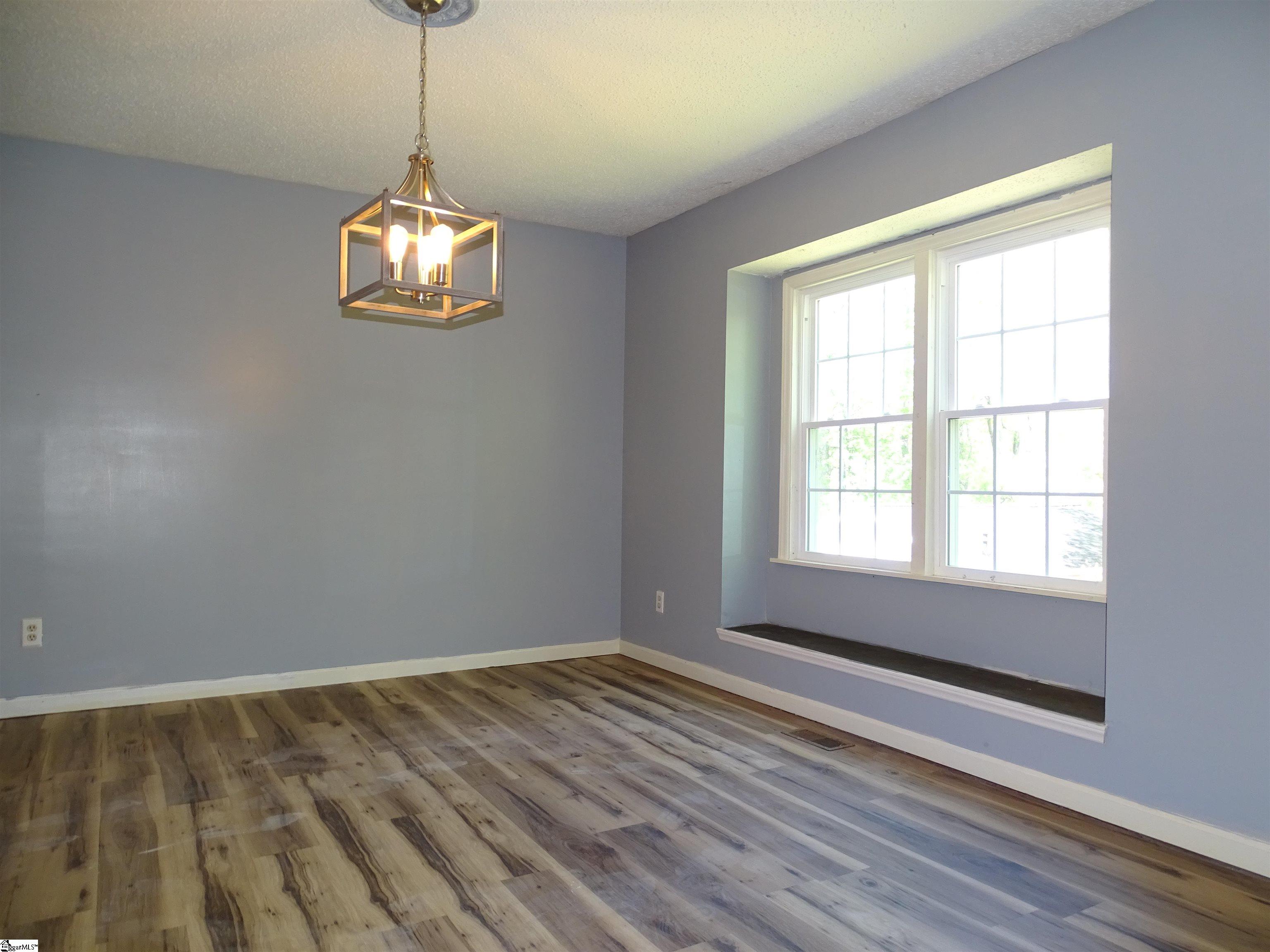 101 North Celestial Drive Greer, SC 29651 - Photo 8 of 25