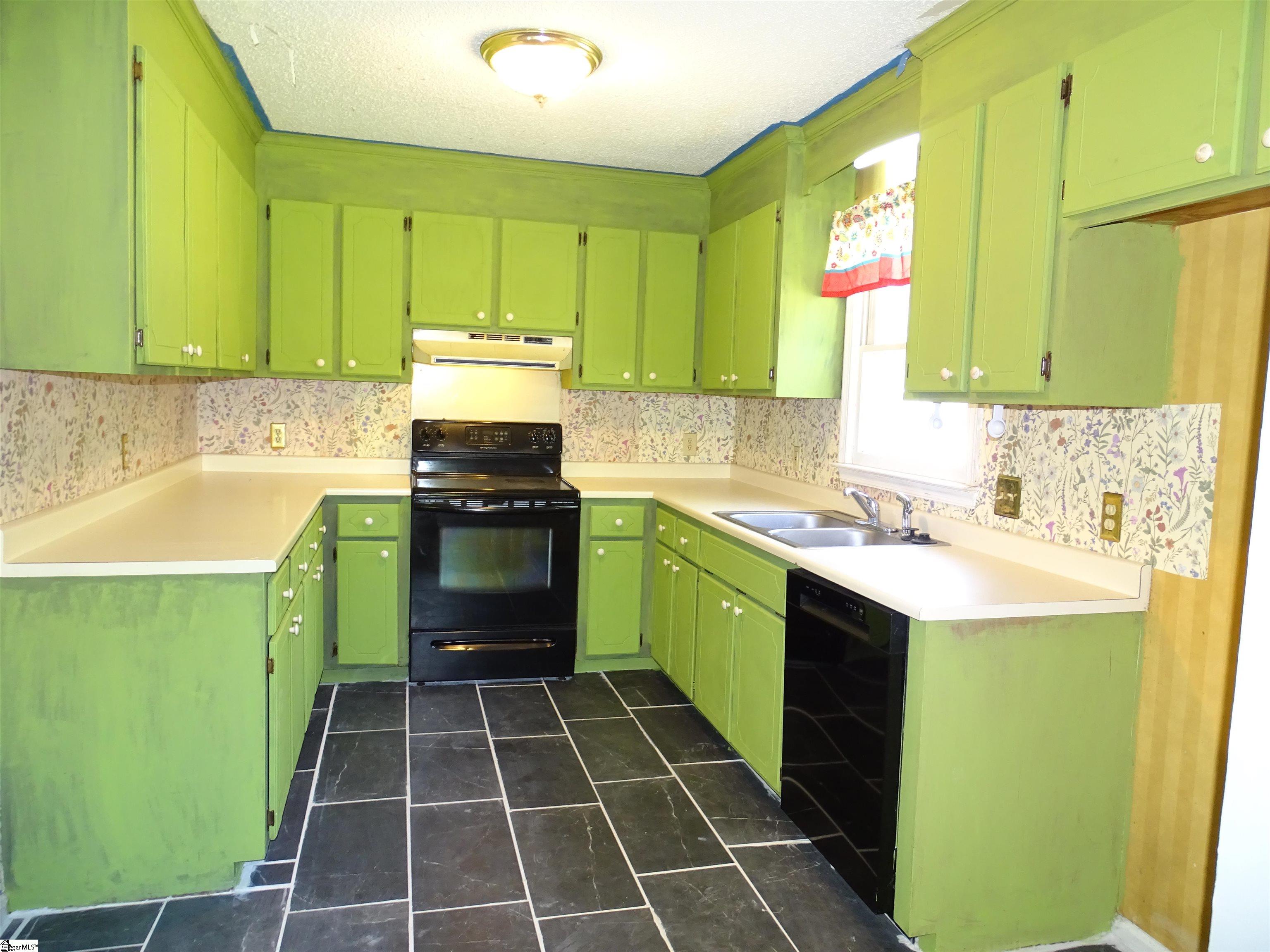 101 North Celestial Drive Greer, SC 29651 - Photo 9 of 25