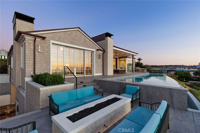 a view of outdoor space yard and patio