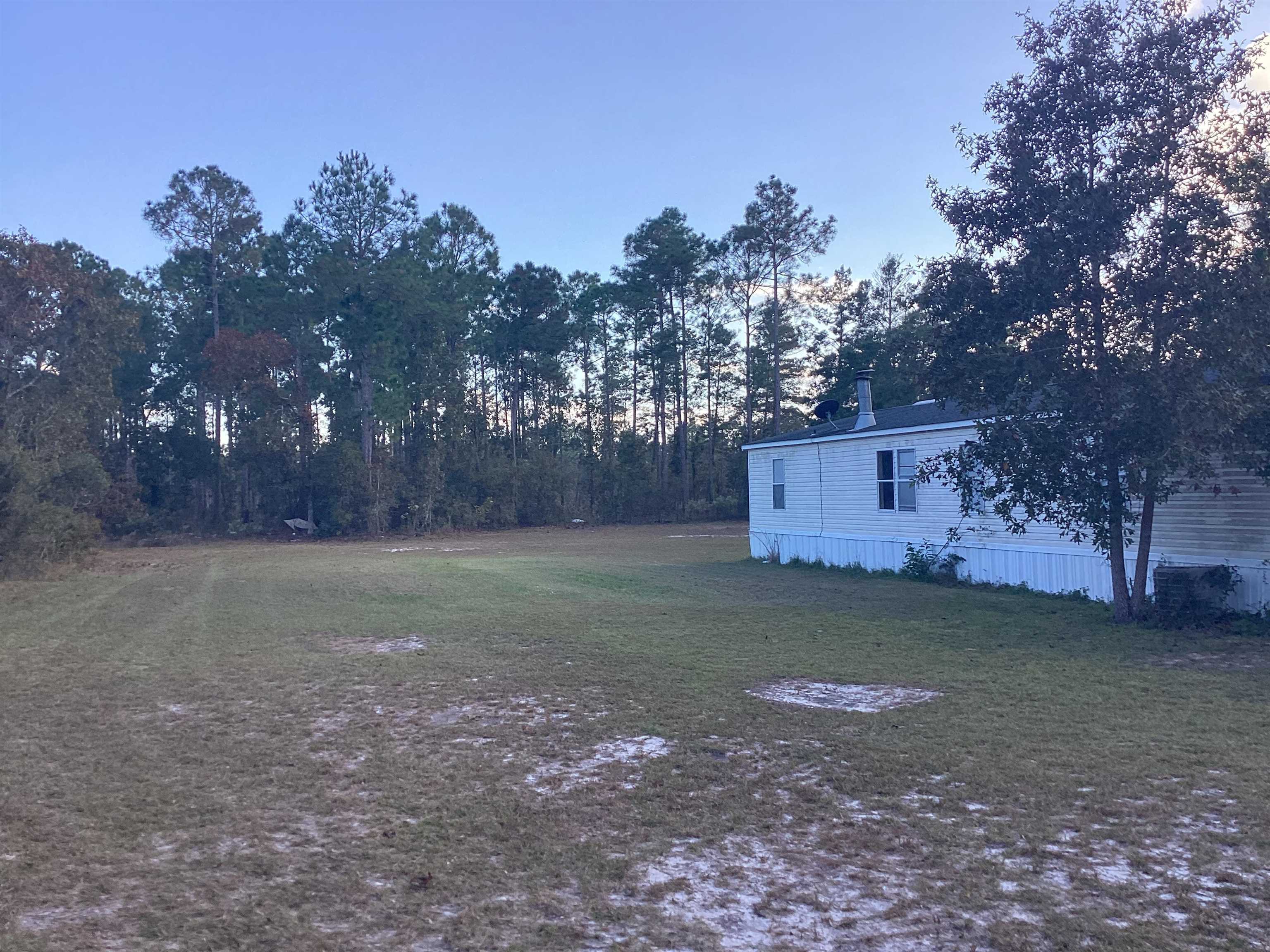 1025 Lakeview Point Road Quincy, FL 32351 - Photo 3 of 4 Gallery Image 3