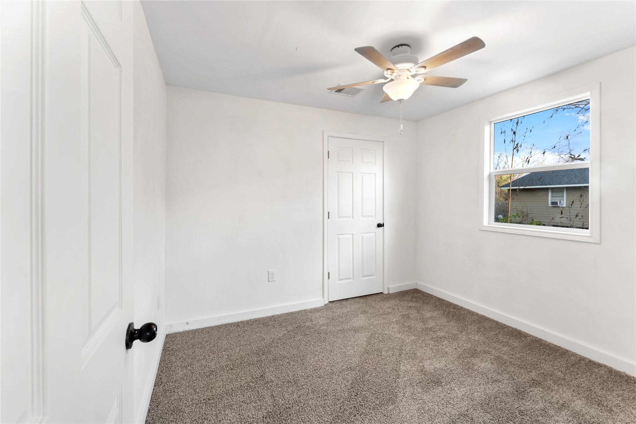 1608 Connie Street Wharton, TX 77488 - Photo 11 of 24 a view of an empty room