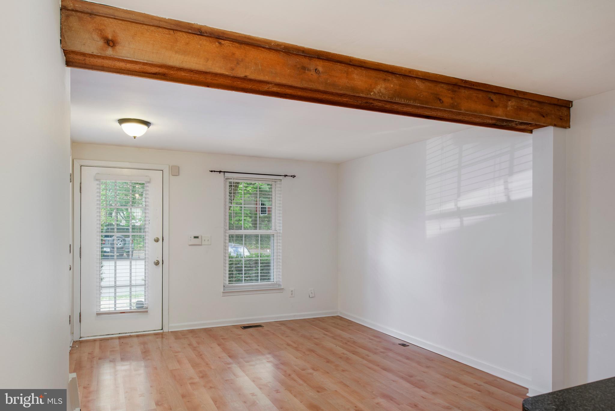 1929 Belmont Ridge Court Reston, VA 20191 - Photo 4 of 28