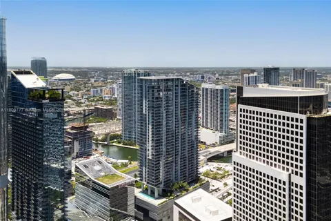 a picture of city view