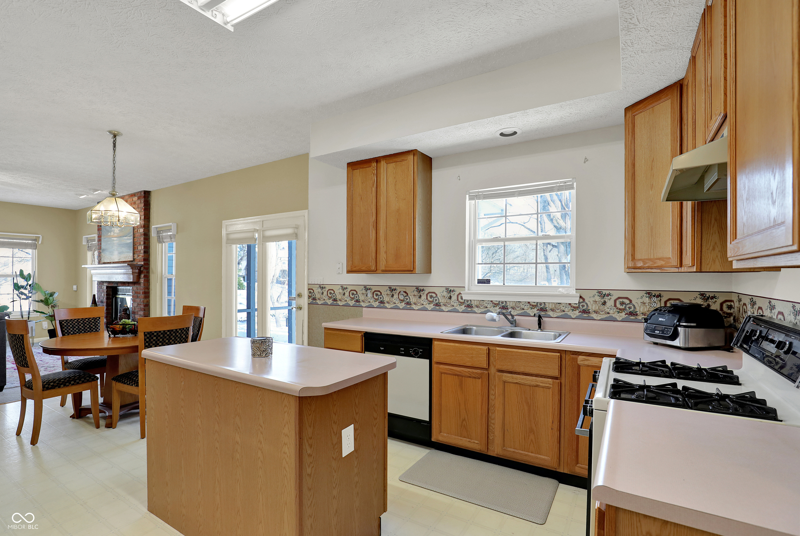 11249 Tall Trees Drive Fishers, IN 46038 - Photo 17 of 42