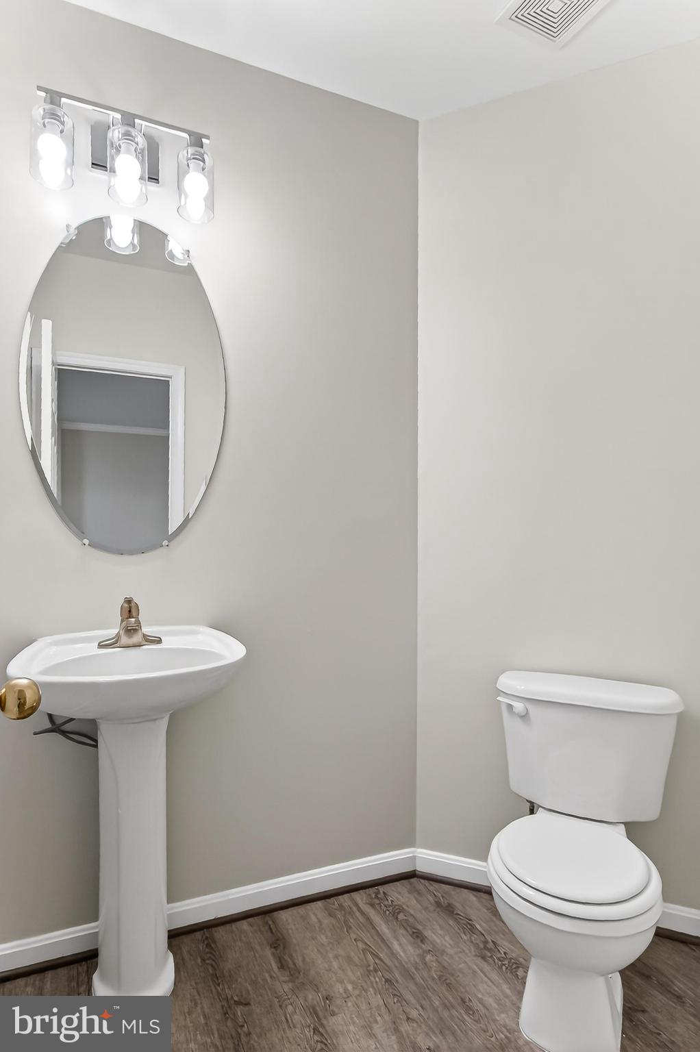 9725 Cheshire Ridge Circle Manassas, VA 20110 - Photo 35 of 63