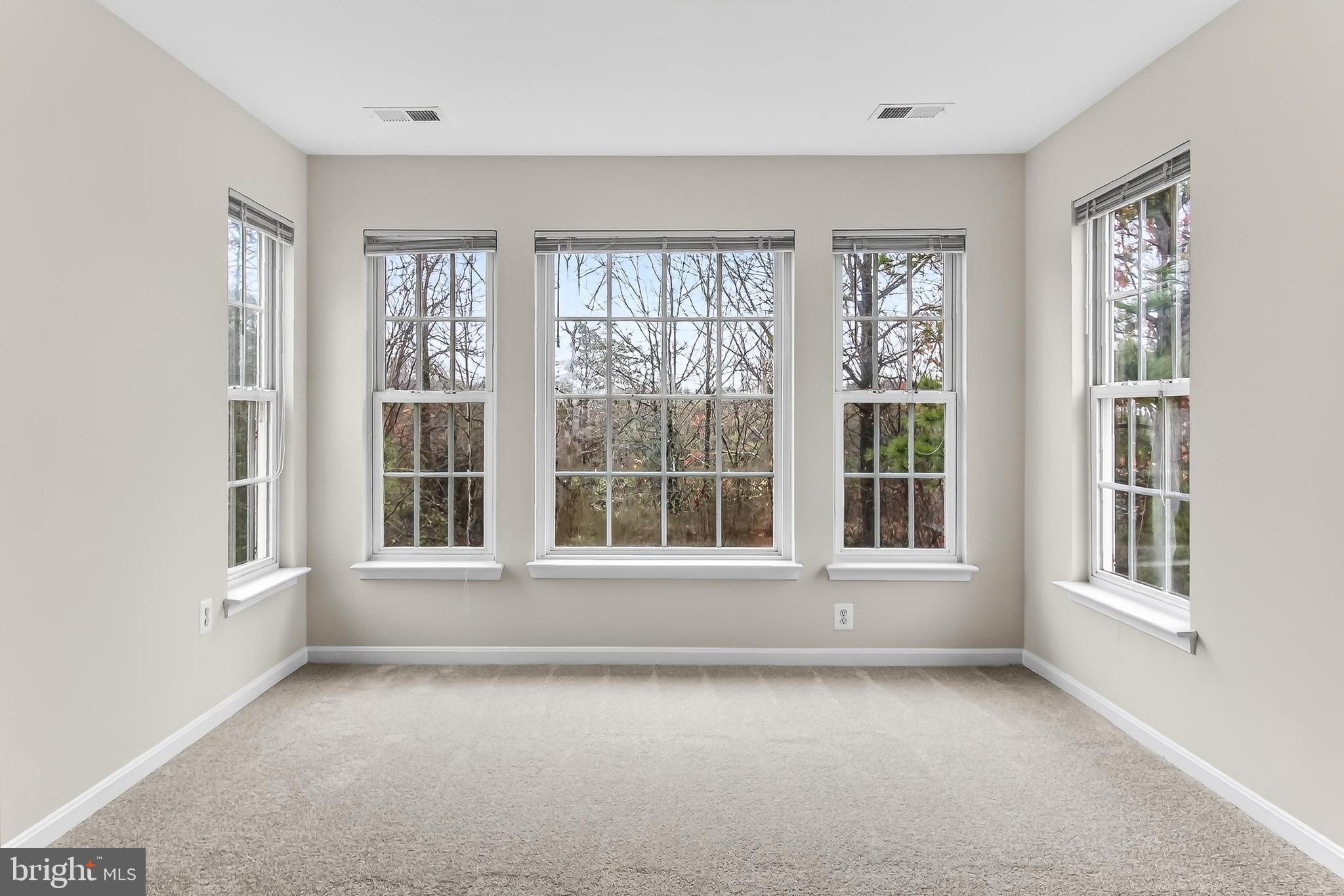 9725 Cheshire Ridge Circle Manassas, VA 20110 - Photo 40 of 63