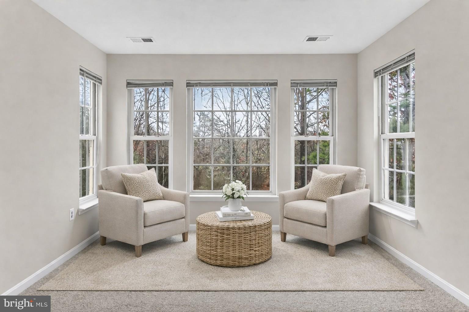 9725 Cheshire Ridge Circle Manassas, VA 20110 - Photo 6 of 63