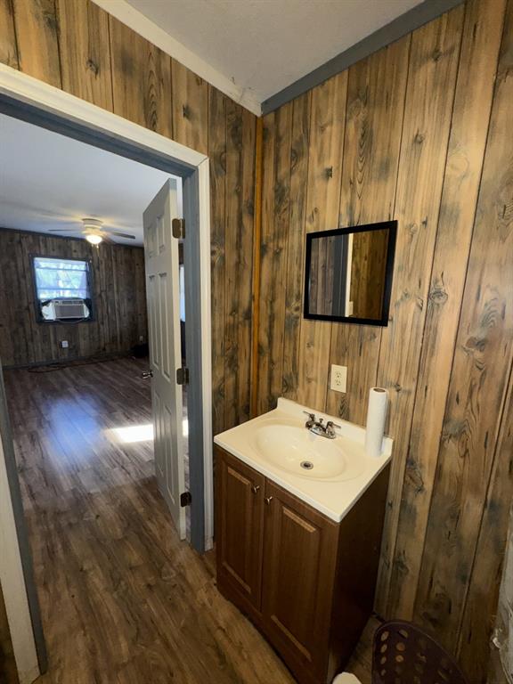 1980 Apache Road Quinlan, TX 75474 - Photo 7 of 12