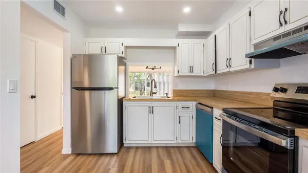 $1,900 | 3001 Northwest 4th Terrace, Unit 162, Pompano Beach, FL 33064