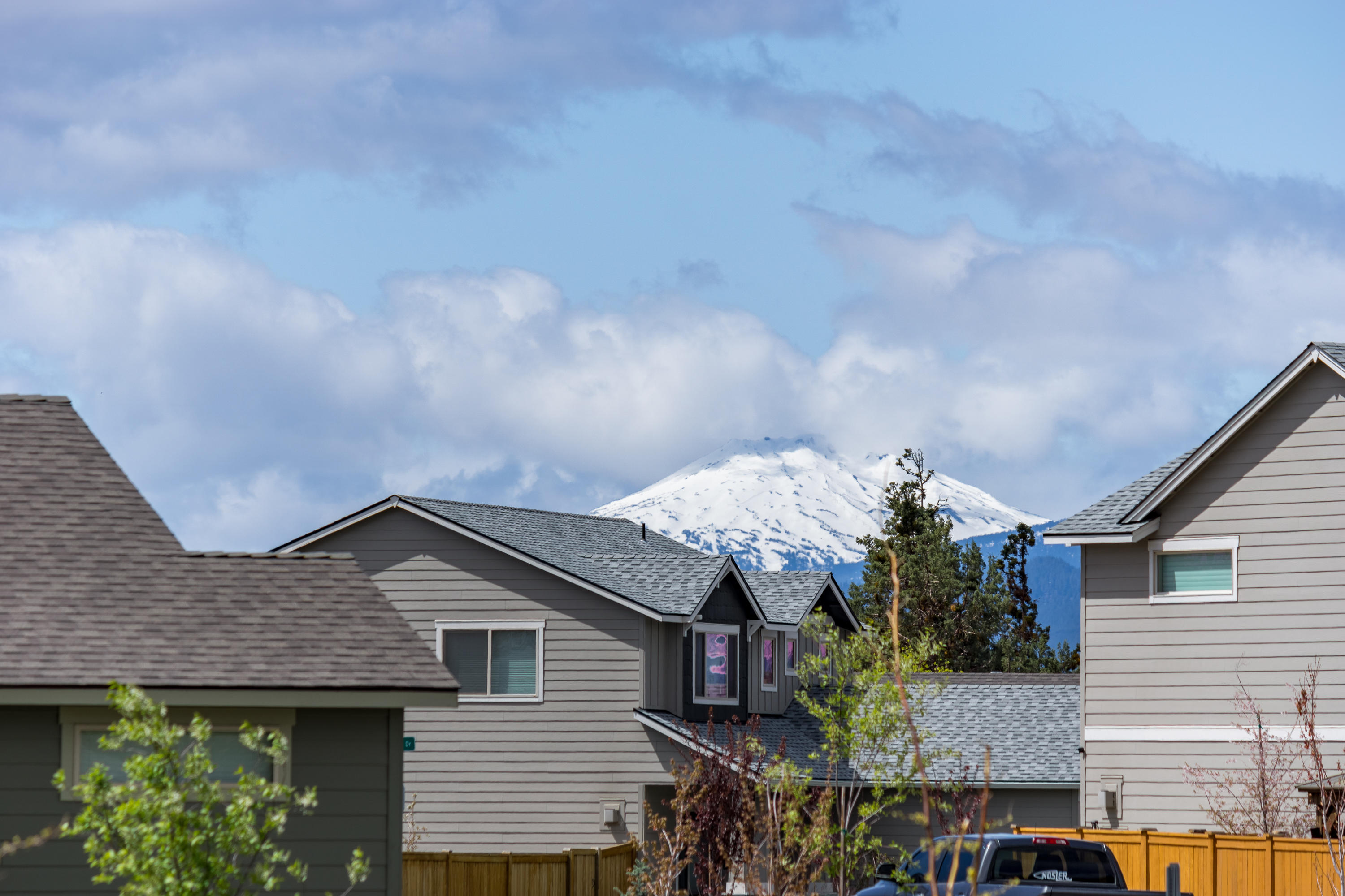 62741 Hawkview Road Bend, OR 97701 - Photo 2 of 28 DSC06598-HDR
