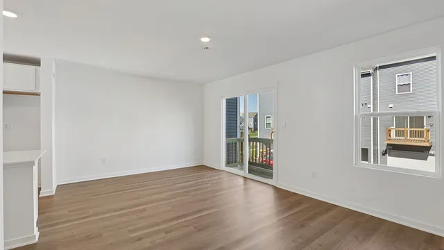 $309,990 | 1397 Oakfield Lane, Pingree Grove, IL 60140