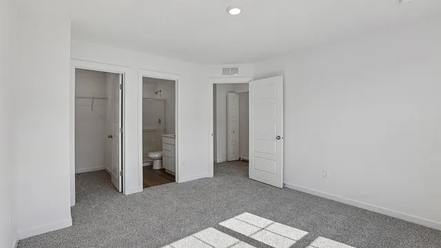 $309,990 | 1397 Oakfield Lane, Pingree Grove, IL 60140