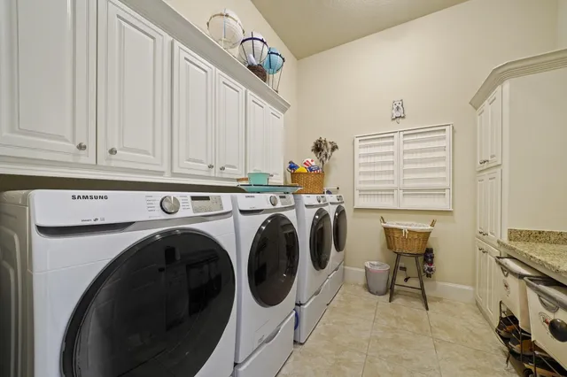 $2,670,000 | 6702 Star Ledge Court, Spring, TX 77389