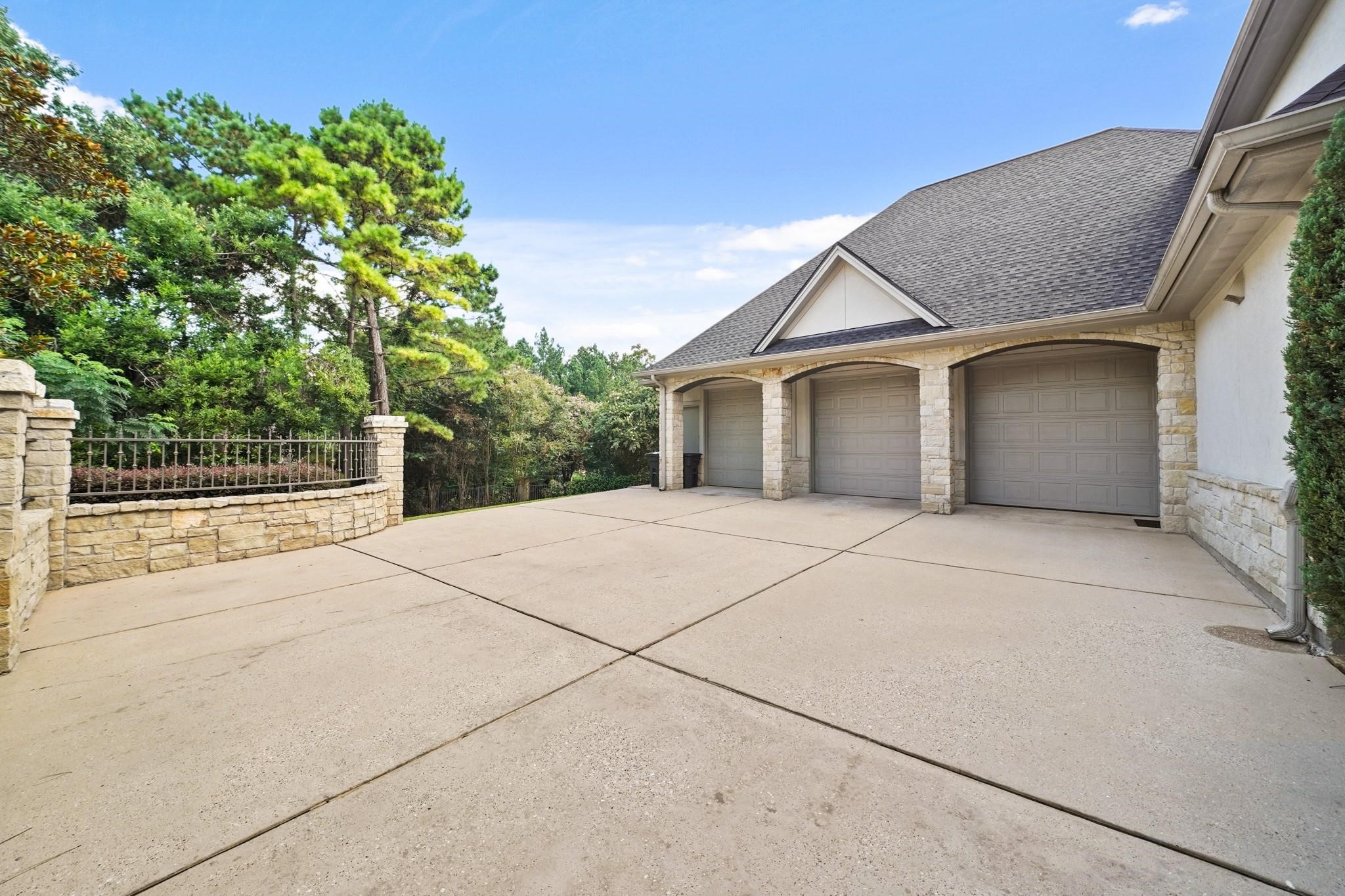 6702 Star Ledge Court Spring, TX 77389 - Photo 4 of 35