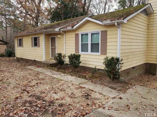 $1,800 | 207 Meadow Knightdale Nc 27545, Knightdale, NC 27545