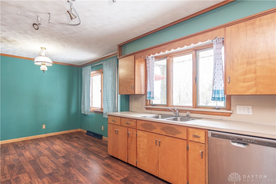 1218 Washington Road Troy, OH 45373 - Photo 11 of 44