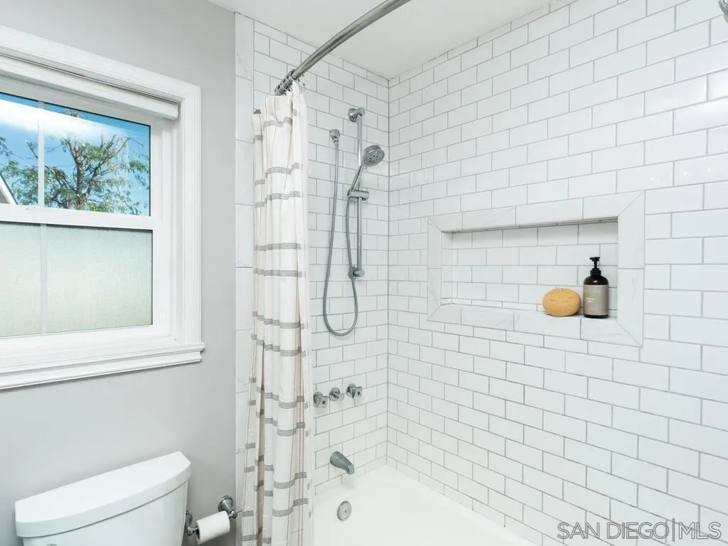 4751 Altadena Avenue San Diego, CA 92115 - Photo 27 of 47 a bathroom with a shower