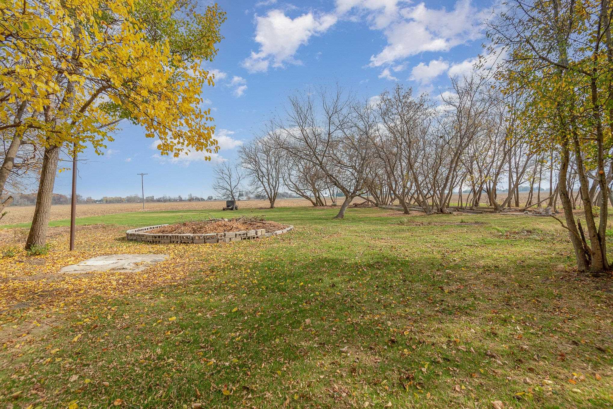242 North Tuscola Road Bay City, MI 48708 - Photo 23 of 35