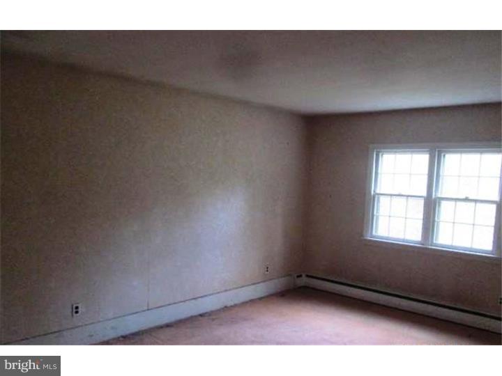 3240 Masons Mill Road Huntingdon Valley, PA 19006 - Photo 3 of 10 Gallery Image 3
