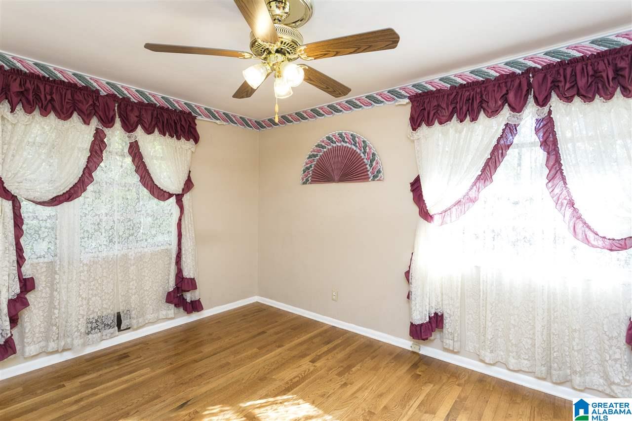 627 4th Avenue Pleasant Grove, AL 35127 - Photo 11 of 37