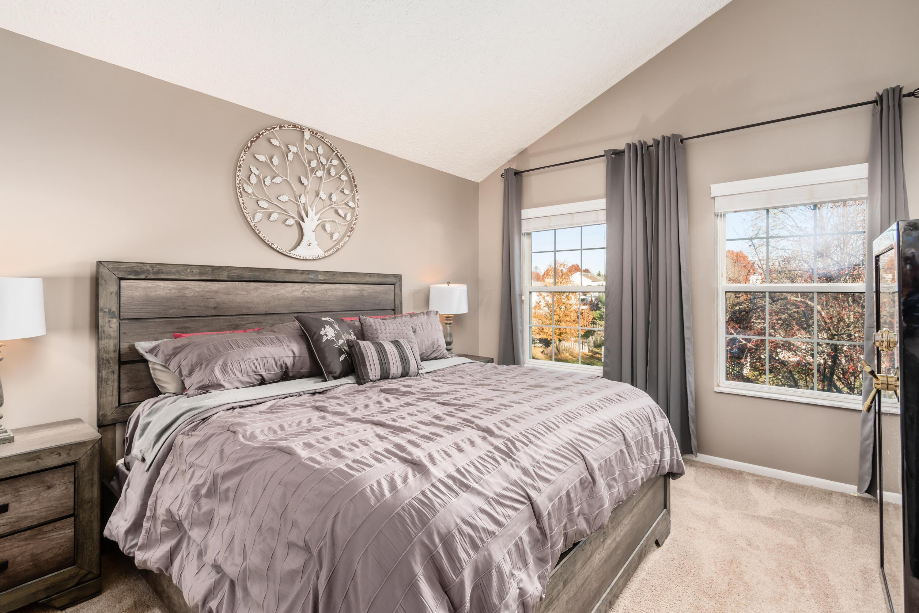 565 Marcum Road Blacklick, OH 43004 - Photo 11 of 29 Nice size primary suite ensuite with walk-in closet