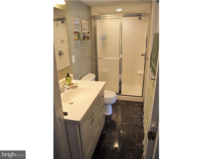 1711 Addison Street Philadelphia, PA 19146 - Photo 20 of 24 Gallery Image 20