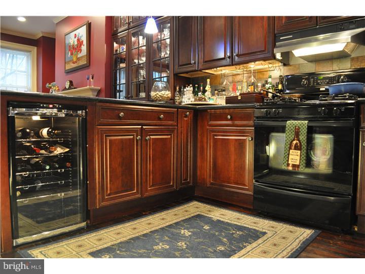 1711 Addison Street Philadelphia, PA 19146 - Photo 6 of 24 Gallery Image 6