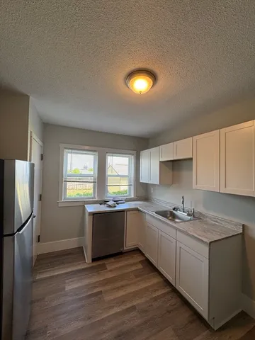 $2,350 | 25 1/2 Porter Street, Unit 1, Taunton, MA 02780