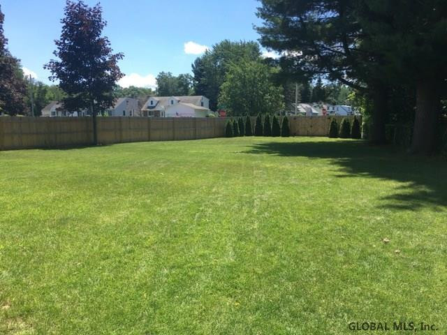 1808 Devendorf Road Rotterdam, NY 12303 - Photo 4 of 20 Photo 4