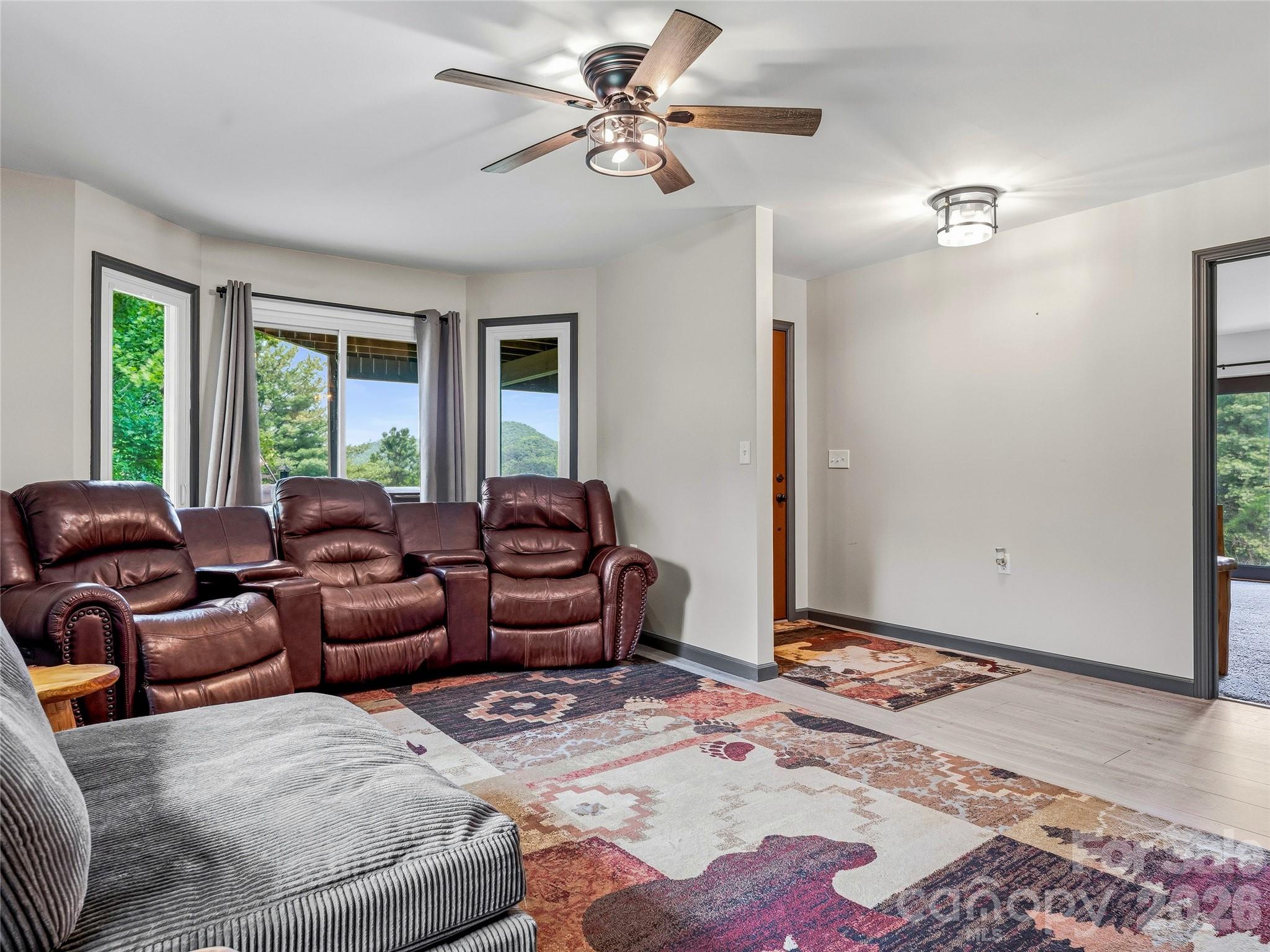 152 Worley Cove Road Leicester, NC 28748 - Photo 17 of 48 Gallery Image 17