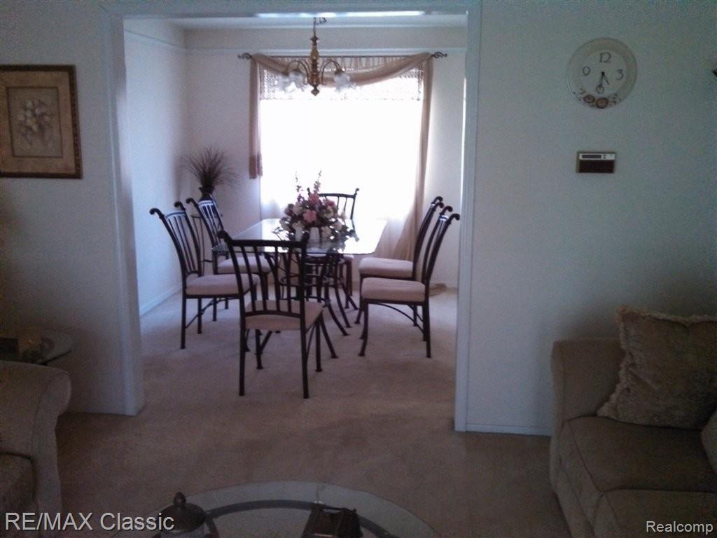 43044 Avon Road Canton, MI 48187 - Photo 11 of 21 Dining room.jpg
