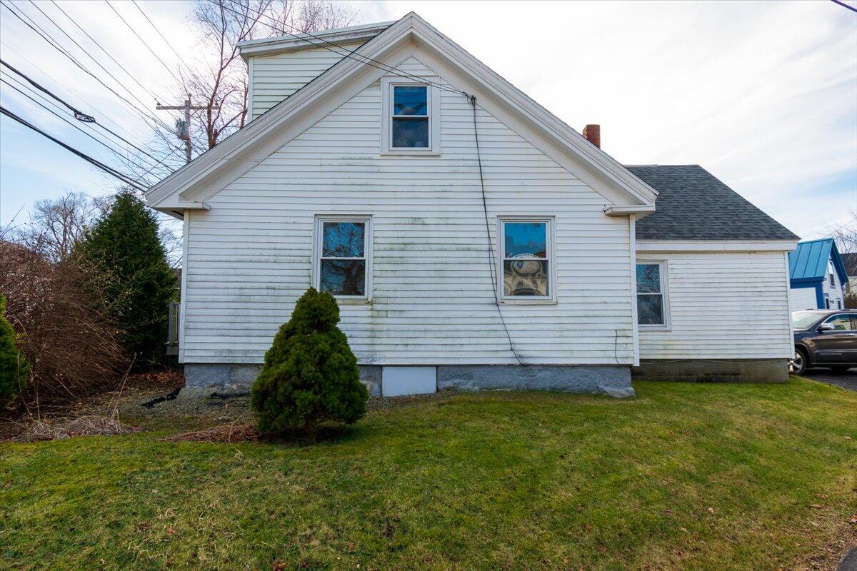 158 Main Street, Unit 156 Rockland, ME 04841 - Photo 34 of 42 156-158 Main Street, Rockland