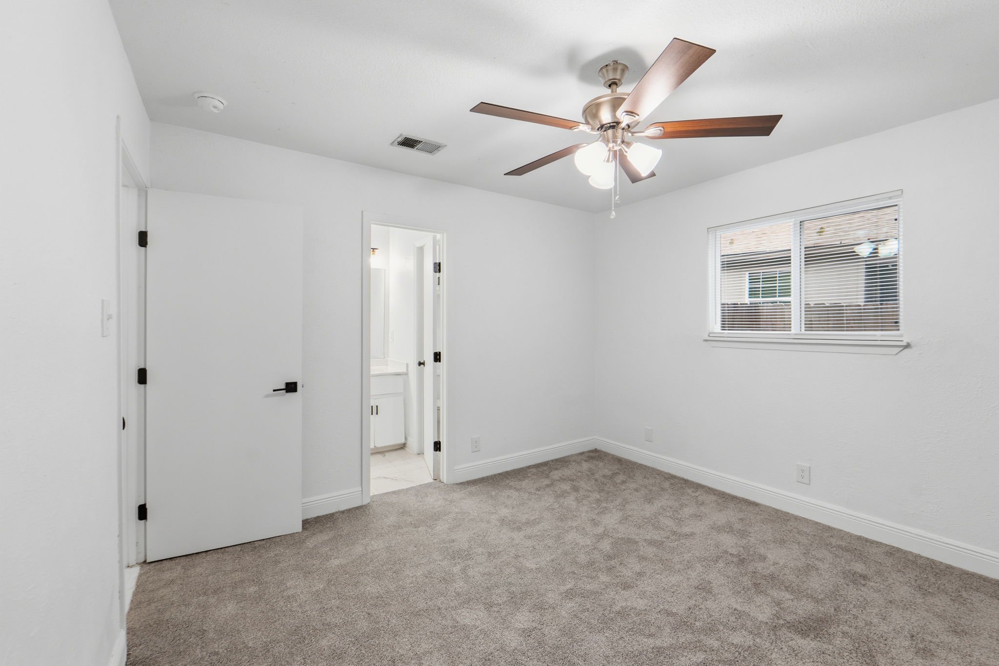 8203 Colony Loop Drive Austin, TX 78724 - Photo 11 of 38