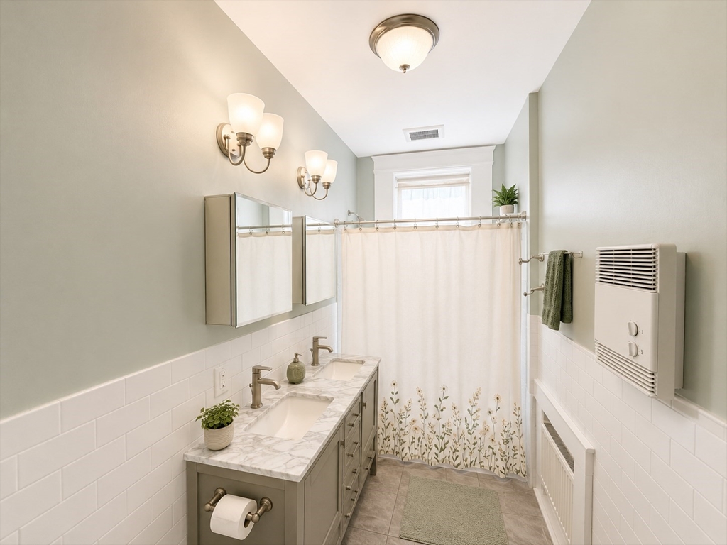 32 Claflin Road, Unit 2 Brookline, MA 02445 - Photo 20 of 25