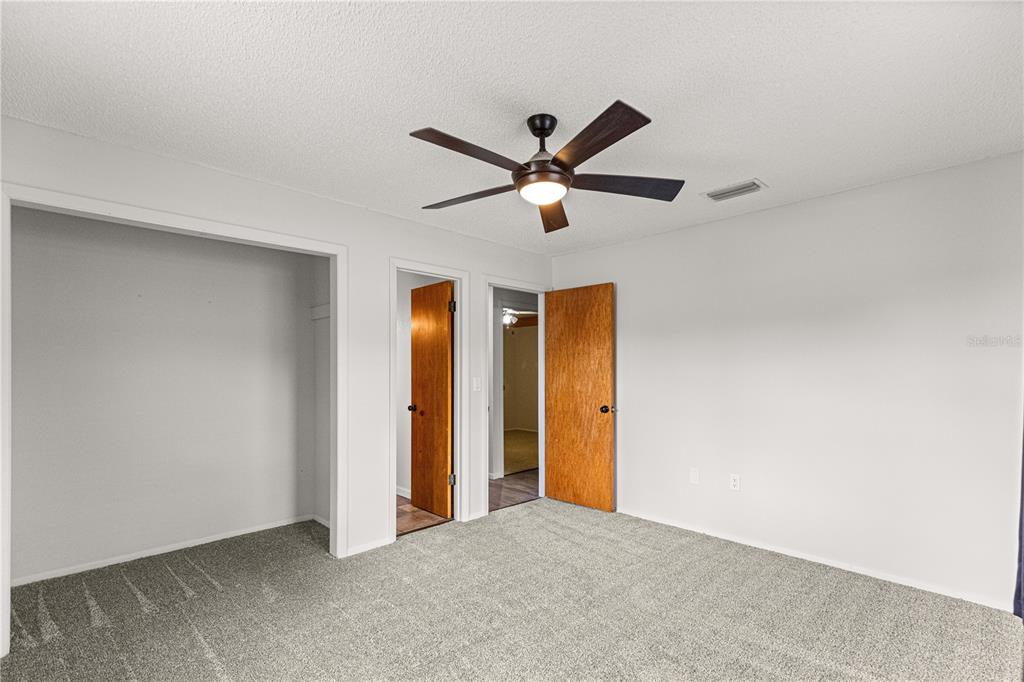 11651 Southeast 72nd Terrace Road Belleview, FL 34420 - Photo 27 of 52 Gallery Image 27
