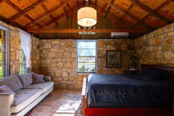 $849,500 | 435 Spangenberg Road, Blanco, TX 78606