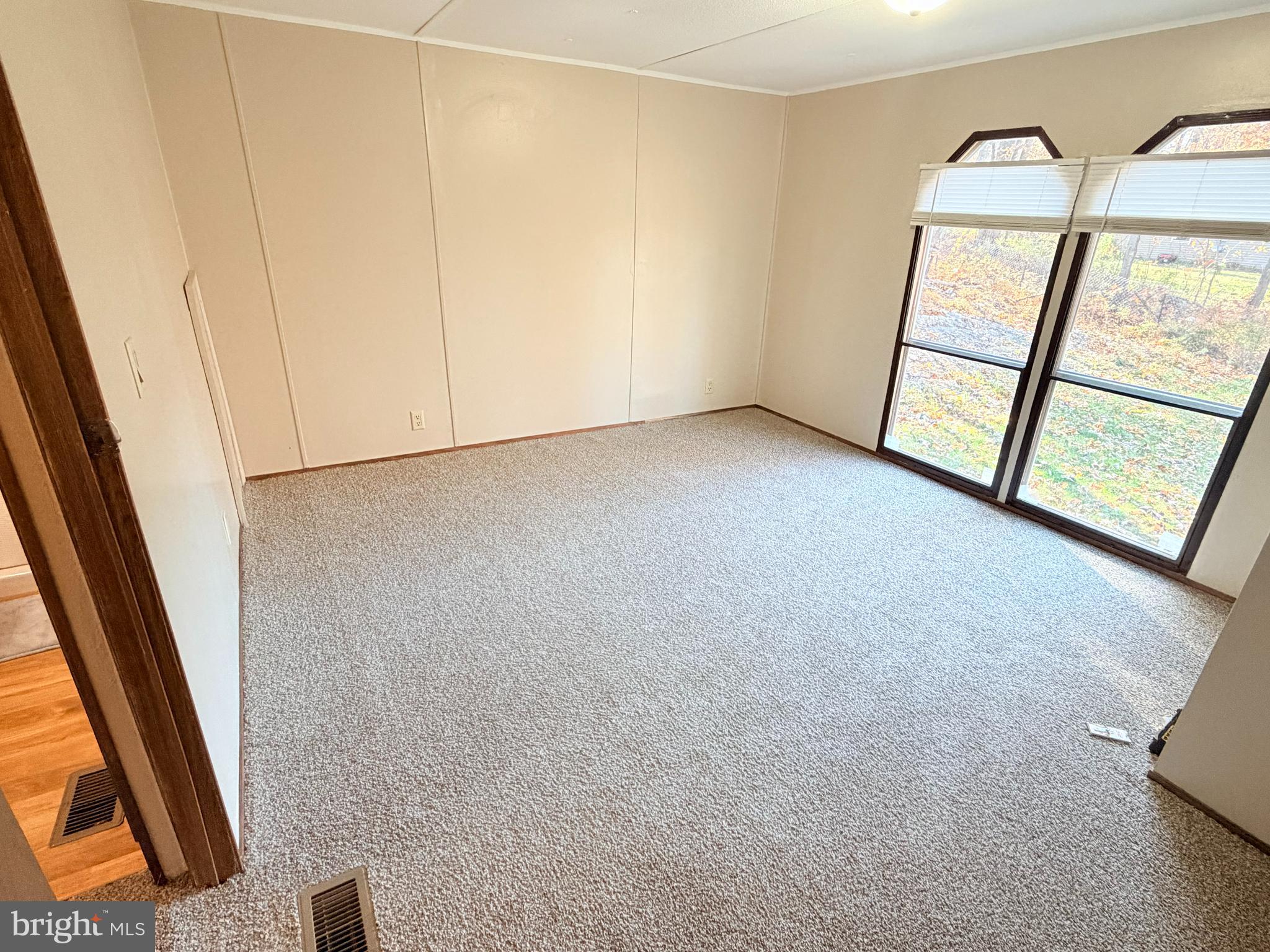 453 Upper Bailey Road Newport, PA 17074 - Photo 23 of 31 an empty room with windows