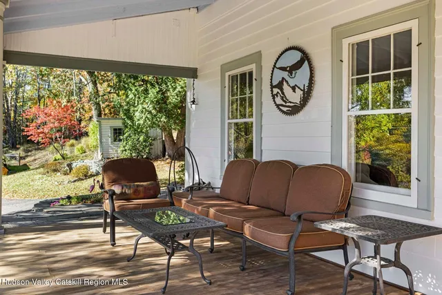 a view of a garden with houses