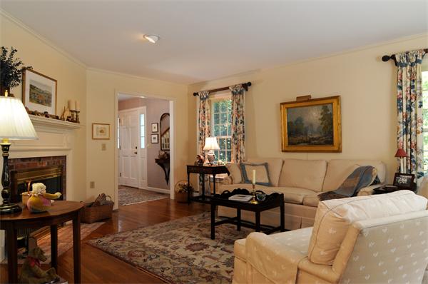 5 Olde Farm Road Marion, MA 02738 - Photo 4 of 9