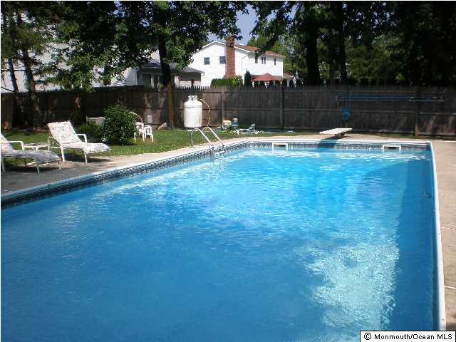 8 Sudbury Road Morganville, NJ 07751 - Photo 3 of 3 Additional Photo