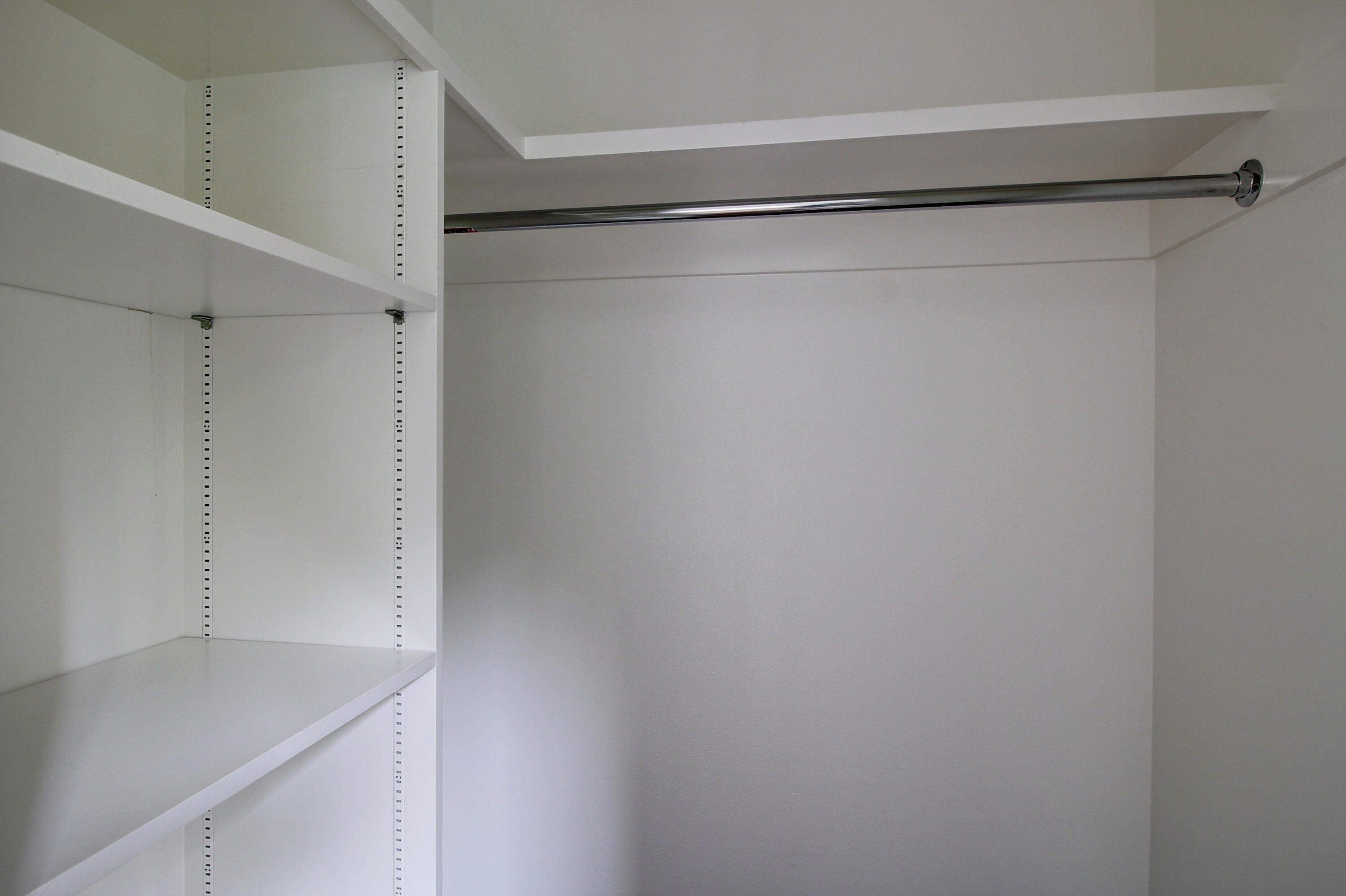 1624 Bath Street, Unit B Santa Barbara, CA 93101 - Photo 12 of 16 a view of small space