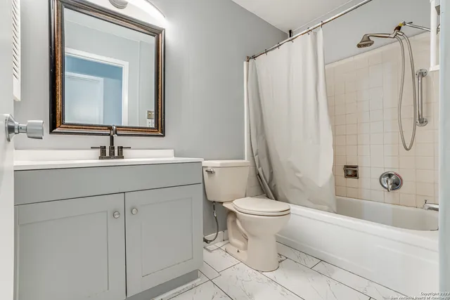 $1,950 | 3551 Rock Creek Run Street, San Antonio, TX 78230