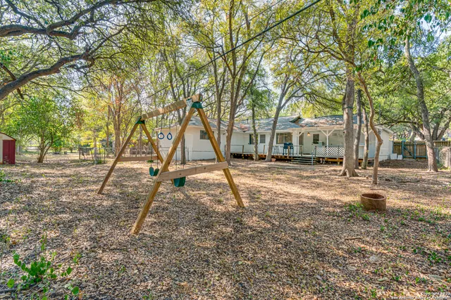 $1,950 | 3551 Rock Creek Run Street, San Antonio, TX 78230