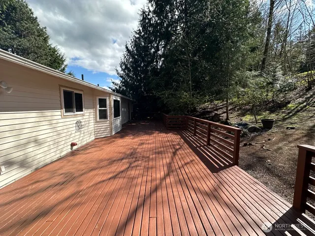 $3,300 | 22467 Northeast 18th Street, Sammamish, WA 98074