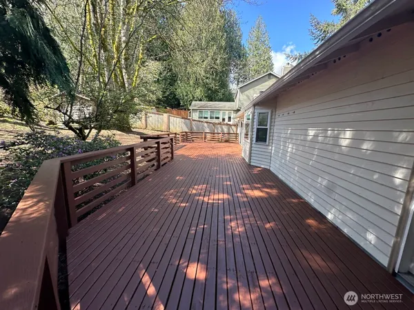 $3,100 | 22467 Northeast 18th Street, Sammamish, WA 98074