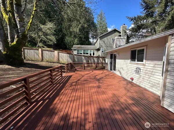 $3,100 | 22467 Northeast 18th Street, Sammamish, WA 98074